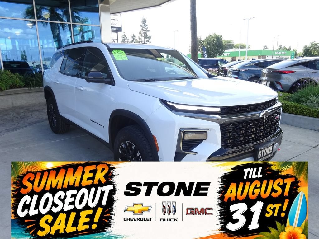 2026 Chevrolet Traverse Z71 in Polar White Tricoat — front three-quarter view