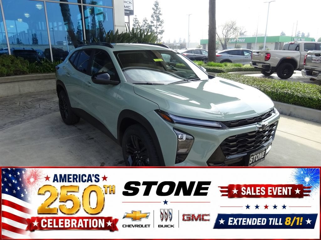 2026 Chevrolet Trax ACTIV in Cacti Green — front three-quarter view